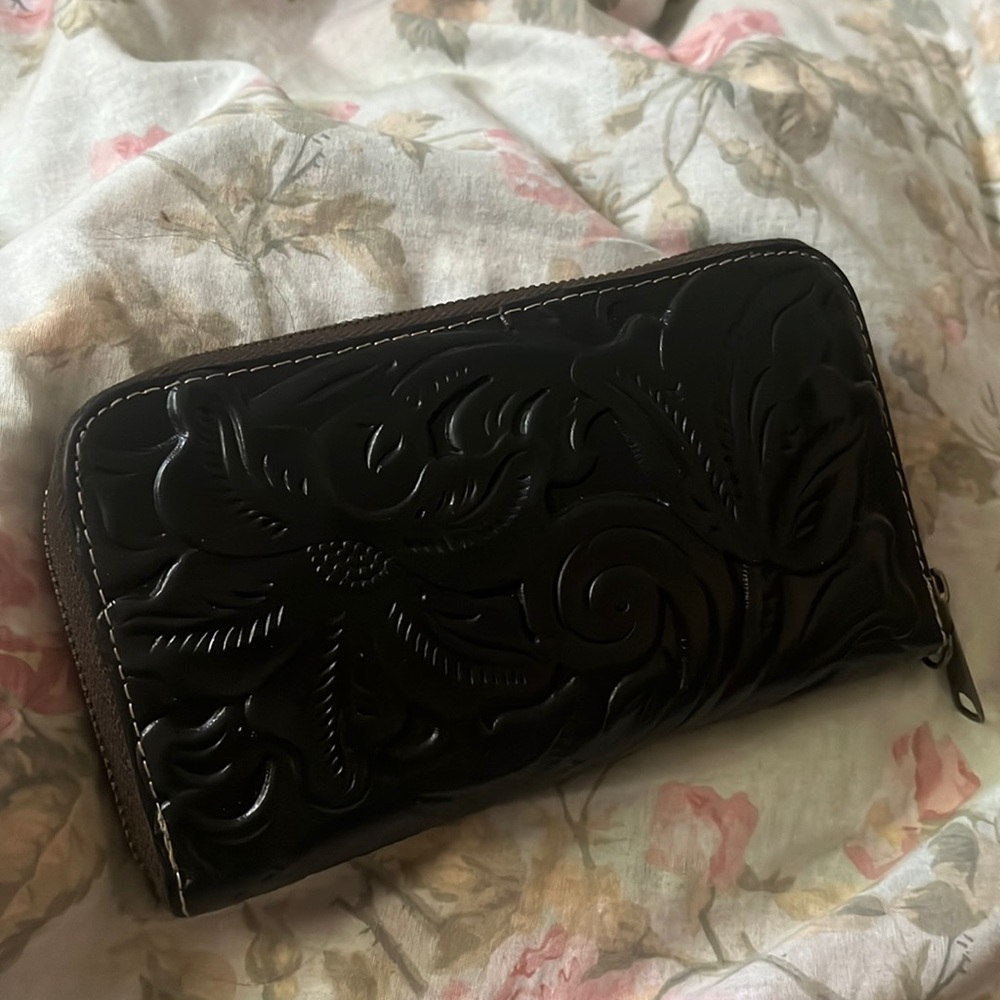 Patricia Nash black leather wallet